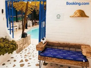 Little Mykonos - Image 2