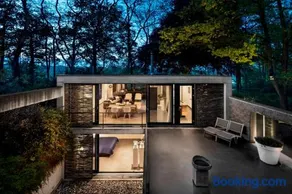Betonnen Boshuis by Droomvilla - Image 1