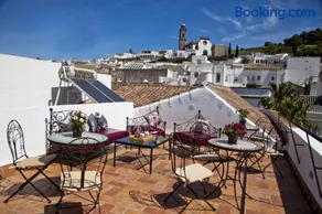 Apartamentos La Casa de la Alameda - Image 3
