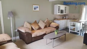 The Castle Apartment - Image 2