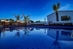 Apartaments La Palmera, Terrace & Pool - Image 1