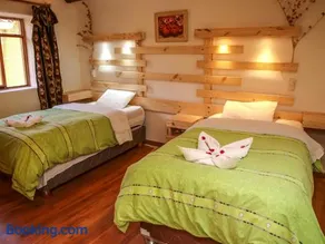 Eureka Lodge - Image 4