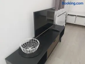 Appartement l'hay les roses - Image 1