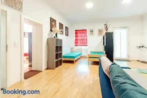 City Center Studio - Image 2