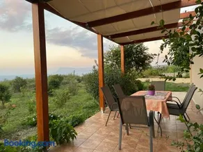 Chrissi's house with garden and sea view Zerviana - Image 3
