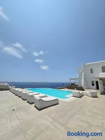 8BD Sunset Estate w private Infinity Pool by Live&Travel - Image 1