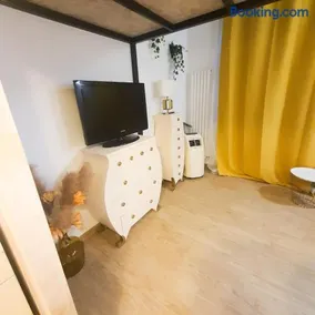 STUDIO- NICE MONT BORON, PISCINE SUR LA RESIDENCE - Image 4
