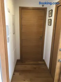 Apartamento dúplex en Sort con piscina - Image 3