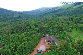 Karadikallu Homestay - Private Waterfalls, Trek, Hill Top, Home Food - Image 4
