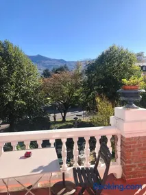 T2 avec terrasse vue Hautacam dans villa historique "Victoria" - Image 1