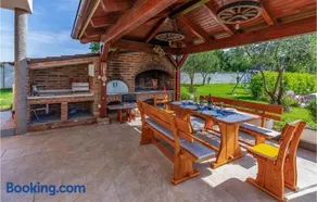 Lovely Home In Marcana - Image 5
