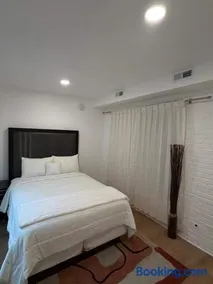 2BR Near Union Market Capitol HillUnion Station - Image 3