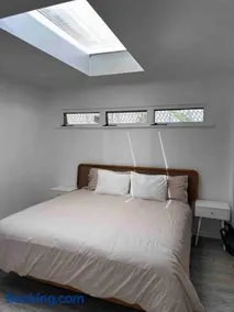 30 PCT OFF!! Limited Time! Malibu Ocean Wave with King Bed, Walking to Beach and Hiking - Image 5