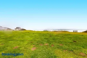 Oceanfront Dog-Friendly Home with Fireplace Ocean View Beach Access & WiFi - Image 1