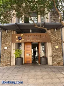 Mapungubwe Hotel Apartments Marshalltown - Image 3