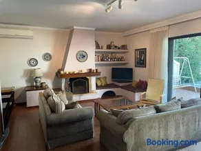 Maria's Apartment, Selianitika - Image 1