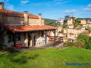 Charmante maison à Puy-l'Évêque avec jardin et balcon - Image 1