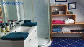 Nuit etoile et jacuzzi prive - Image 3