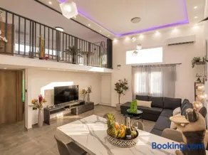 Suite Dreams - Image 1