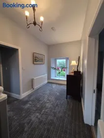Cullen House - Image 4