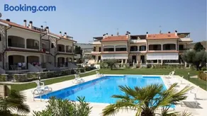 Micaene Luxury Pineto Vacanza - Image 1