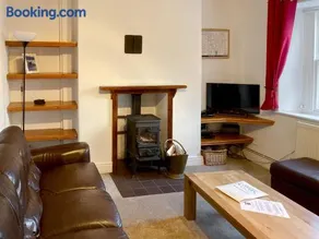 Croft Cottage - Image 2