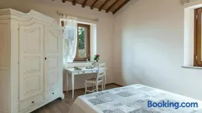 Casale con vista colline - Image 2