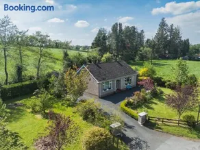 King's Cottage - Image 1