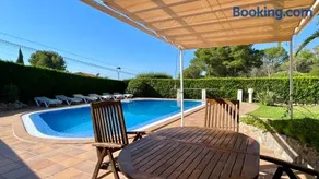 VOLENDAM 18 Planta baja con piscina privada - Image 3