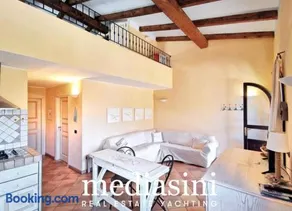 Villa Virginia - 10min Walk to Beach - Image 2