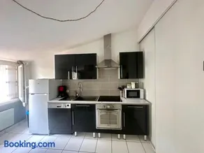 Cosy Appartement climatisé 45 m2 en cœur de ville, proche gare - Image 2