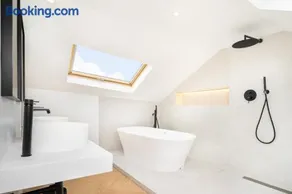 Luxury Duplex Prime Location Great for Families - Image 5