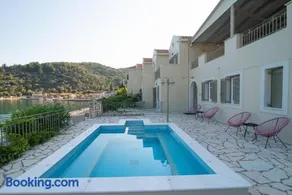 Hotel Omirikon - Image 3