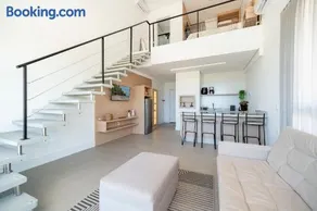 Apto Horizonte 50m da praia by Achei Florianópolis - Image 1