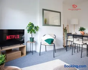 Contractor Base 4-Bedrooms Sleeps 7 Near Liverpool - Image 3