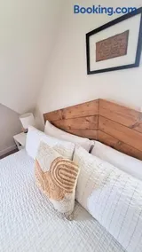 Charming Inner City Home - Image 3