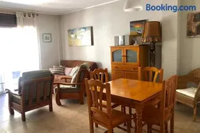 Apartament amb parking privat a St Joan de les Abadesses - Image 2