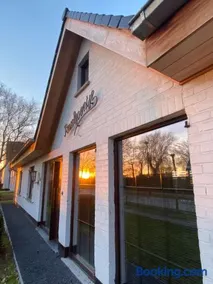 Damse Paveljoentje comfort en uitzicht in Damme - Image 3