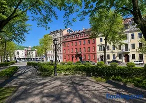 Old Town Hideaway - 3BR APT Sleeps 6 - for Groups & Families - Image 1