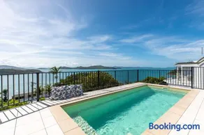 Panorama at Shute Harbour - Image 2