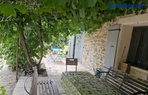Grand mas provençal 3 chambres et 1 dortoir 7 pers, idéal familles groupes, fraîcheur d'été - Image 3