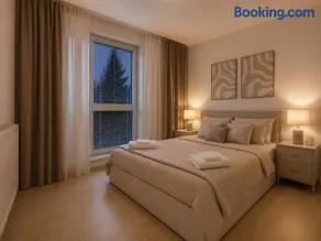 Luxury apartment - Image 1