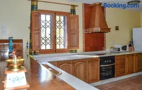 6 Bedroom Stunning Home In Cofrentes - Image 5