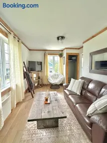 Brooks Place - Image 3