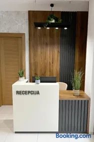 ĆAKA Luxury Rooms & Restaurant - Image 3