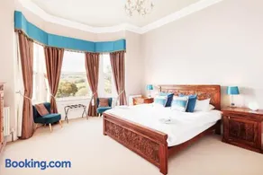 Clevelands Country House - Image 5