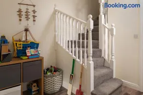 Sunkissed Cottage - Image 3