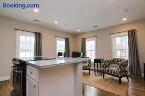 Two Bedroom with Lake View - Image 1