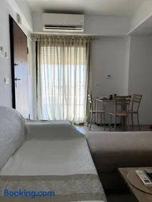 Comfortable and Fresh Apartment - Image 3