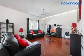 GuestReady - Esposende Dreamy Retreat - Image 4